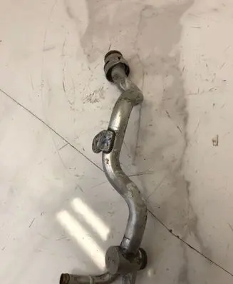 Audi A5 Sportback 8TA Engine coolant pipe/hose 059121065C