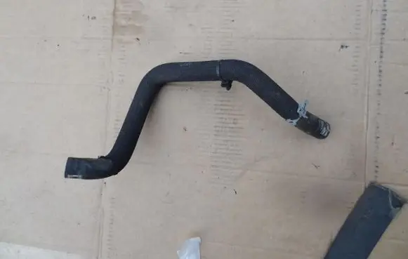 Renault Clio V Engine coolant pipe/hose 924000628R