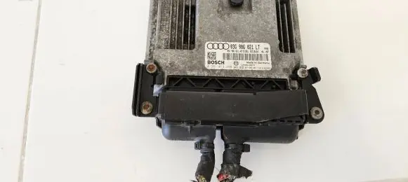 Volkswagen PASSAT B6 Engine control unit/module 03G906021AB 0281013296 03G906021LT