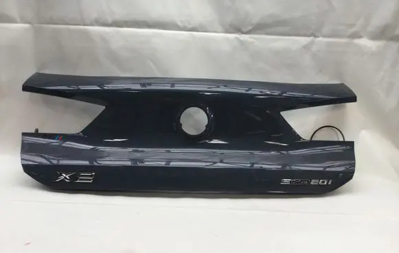 BMW X2 F39 Tailgate trim 7428466