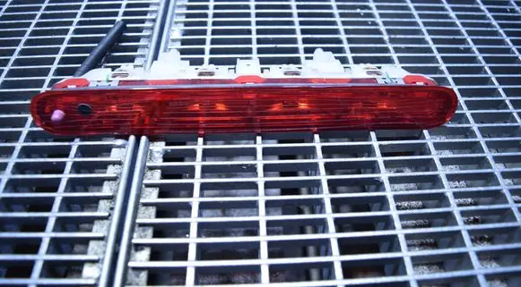 Citroen C3 Third/center stoplight 9812257880