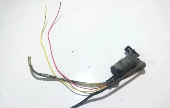 Opel Meriva A Windscreen/windshield washer pump