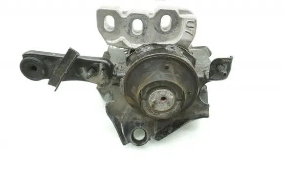 Mazda 2 Engine mount vacuum valve
