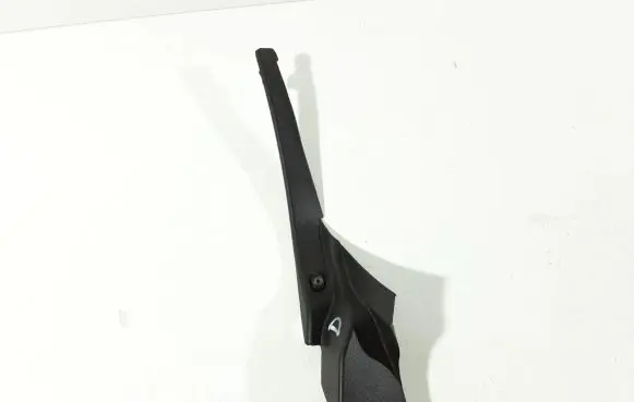 Mazda 5 Windshield trim C23551 K2443