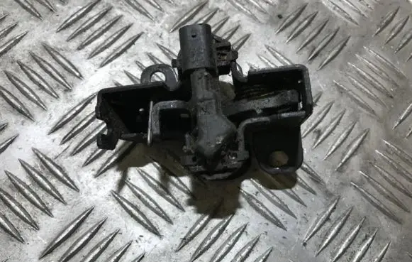 Mercedes-Benz 190 W201 Engine bonnet/hood lock/catch a2018800060
