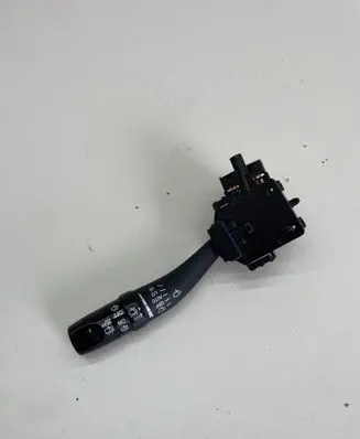 Hyundai Santa Fe Wiper control stalk 202004726