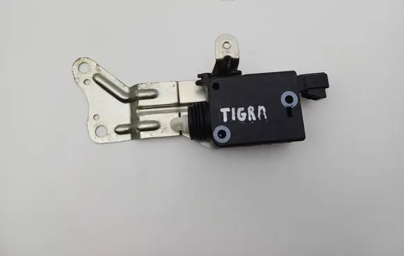 Opel Tigra A Tailgate boot lock/latch motor 
