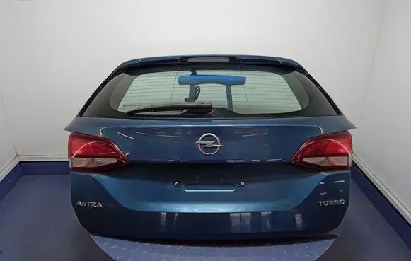 Opel Astra K Tailgate/trunk/boot lid