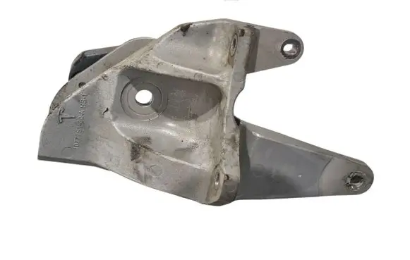 Tesla Model S Engine mounting bracket 107775100A