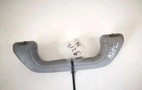 Honda CR-V Front interior roof grab handle