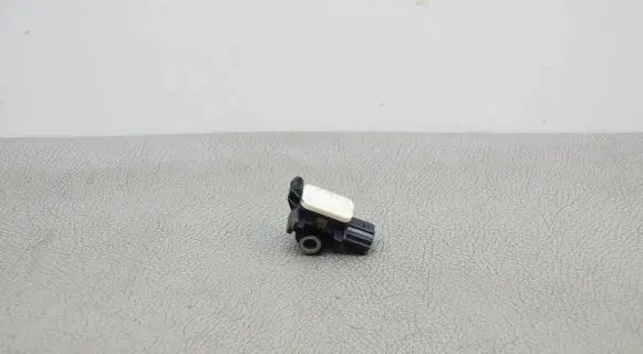 Fiat 500 Airbag deployment crash/impact sensor