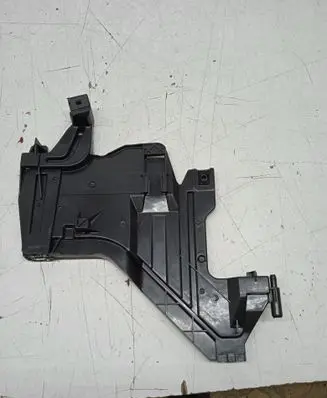 Audi A4 S4 B8 8K Headlight/headlamp mounting bracket
