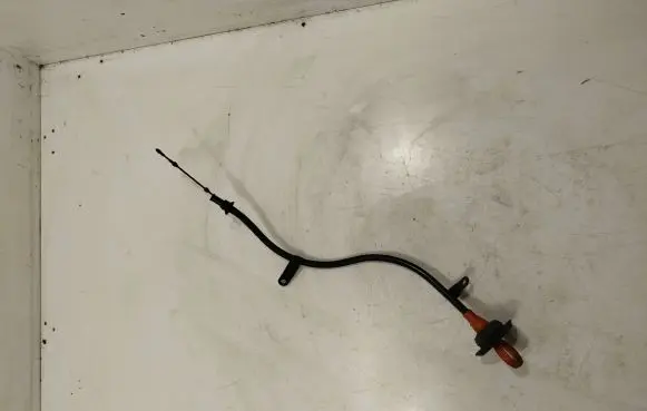Volkswagen PASSAT B6 Oil level dip stick 03g103634