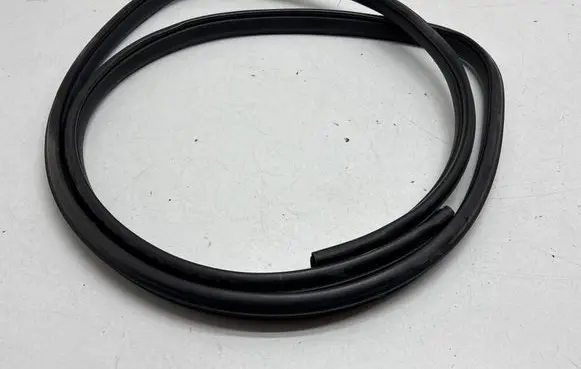 Subaru Legacy Front door rubber seal 