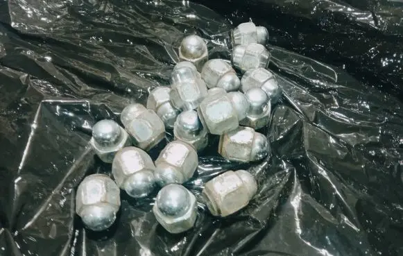 Toyota Corolla Verso AR10 Nuts/bolts 