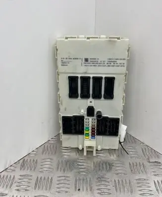 BMW 3 F30 F35 F31 Central body control module 10681810 50481AF00 7090542596