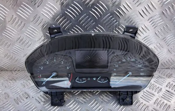 Speedometer (instrument cluster)