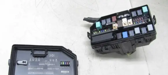 Honda CR-V Fuse box set