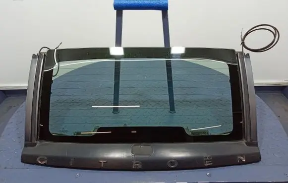 Citroen C3 Rear windscreen/windshield window 