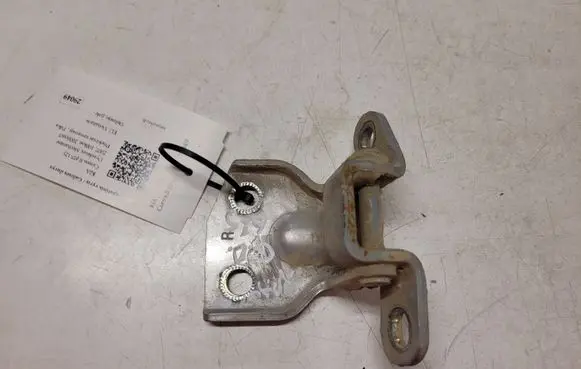 KIA Carens I Rear door lower hinge