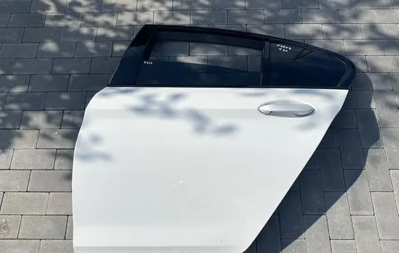 BMW 5 G30 G31 G38 Rear door