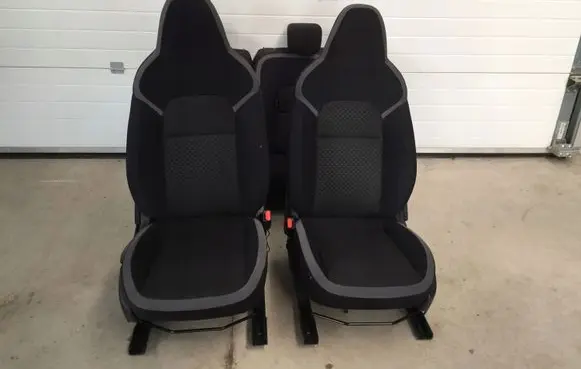 Nissan Juke II F16 Seat set 