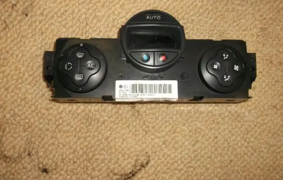Renault Megane II Climate control unit