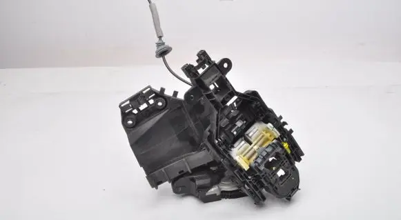 Volvo S90, V90 Rear door lock 31462446