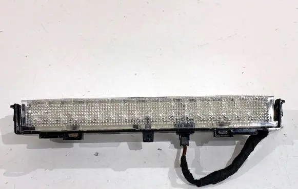 Volkswagen Jetta VI Third/center stoplight 6RU945087B