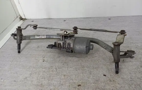 Peugeot 207 Front wiper linkage 
