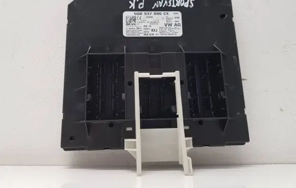 Volkswagen Golf Sportsvan Comfort/convenience module 5Q0937086CE