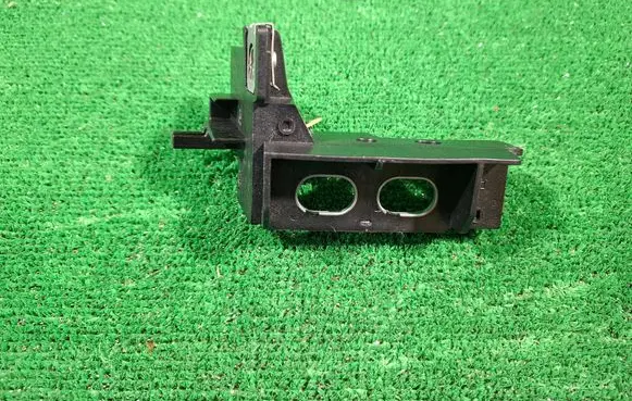 Renault Kangoo III Headlight/headlamp mounting bracket 625268392R
