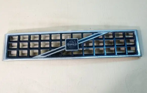 Volvo 340 - 360 Front grill V340V360