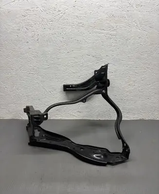 Mercedes-Benz E W212 Headlight/headlamp mounting bracket 212620029 B30908