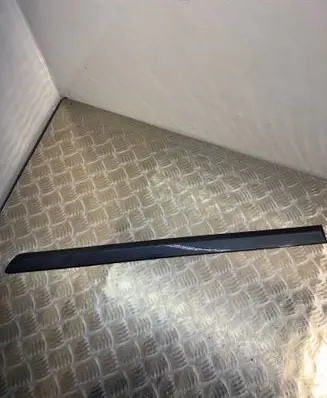 Skoda Octavia Mk2 (1Z) Dashboard glove box trim 1Z0853535A
