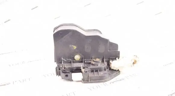 BMW X3 F25 Front door lock 7283627