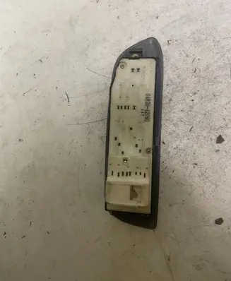 Toyota RAV 4 (XA20) Electric window control switch 8482042090