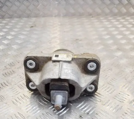 Land Rover Discovery 5 Engine mount bracket FPLA6A003BC