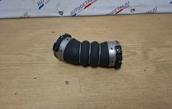 BMW 4 F32 F33 Intercooler hose/pipe 8513450