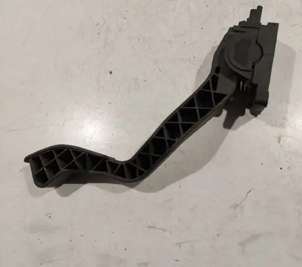 Peugeot 307 Accelerator throttle pedal 0280752251 9646702180