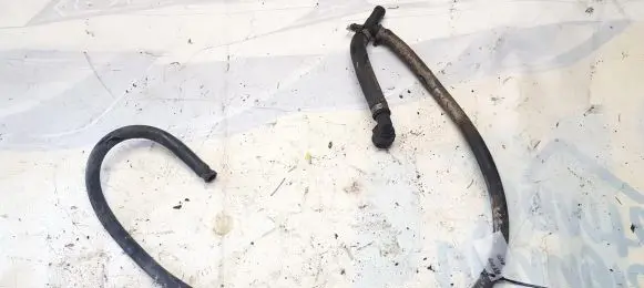 Audi A6 S6 C4 4A Engine coolant pipe/hose