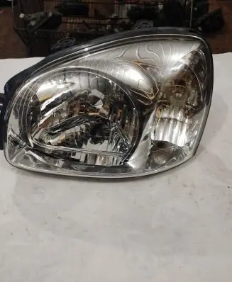 Hyundai Santa Fe Headlight/headlamp