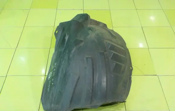 Nissan Juke I F15 Front arch PRZOD XP211