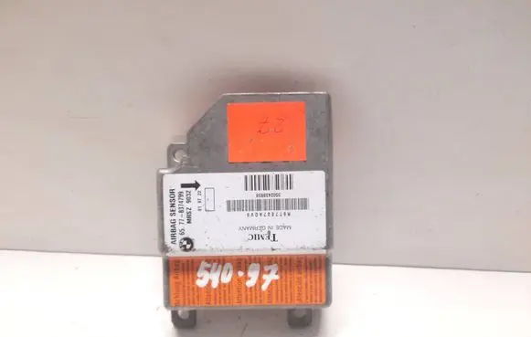 BMW 5 E39 Airbag control unit/module 8374799
