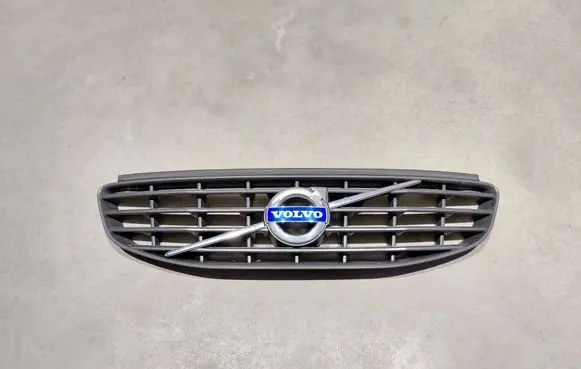 Volvo XC60 Front grill 31425884 31425890
