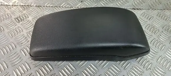 Ford Mondeo Mk III Armrest 1S7XF060A76