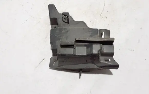 Mercedes-Benz C W206 Intercooler air channel guide A2068850702