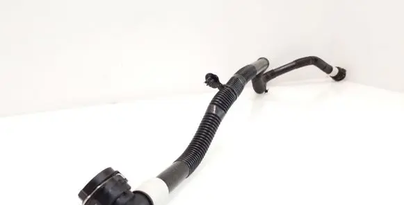 Tesla Model 3 Engine coolant pipe/hose 187759700D