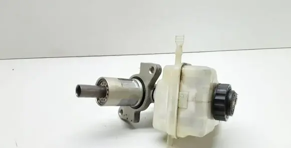 BMW 3 E90 E91 Brake fluid reservoir 03350886541