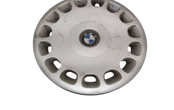 BMW 5 E39 R15 wheel hub/cap/trim 36131093324